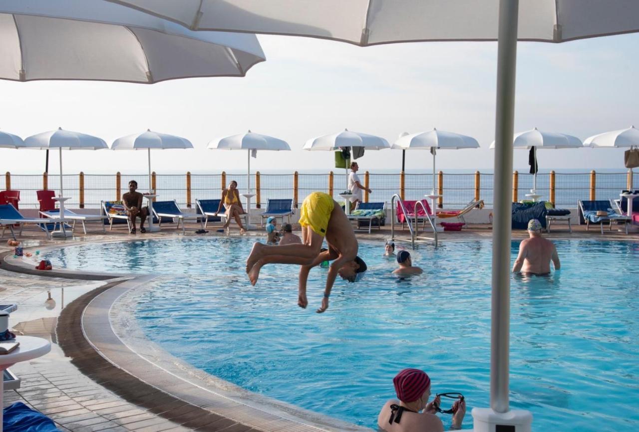 Hotel Il Poggio Di Tropea Parghelia Exterior foto